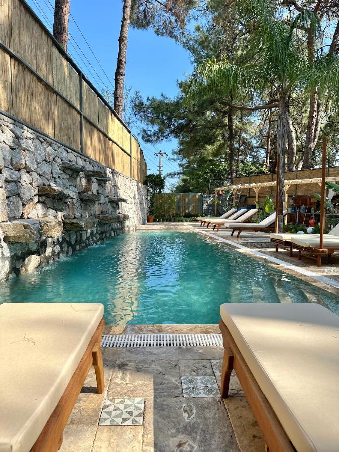 Esmahan Forest And Pool By Zehra Suites Мармарис Екстериор снимка
